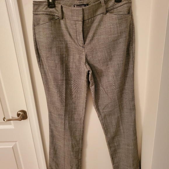 NY & COMPANY FULL LENGTH PANT - Picture 1 of 2